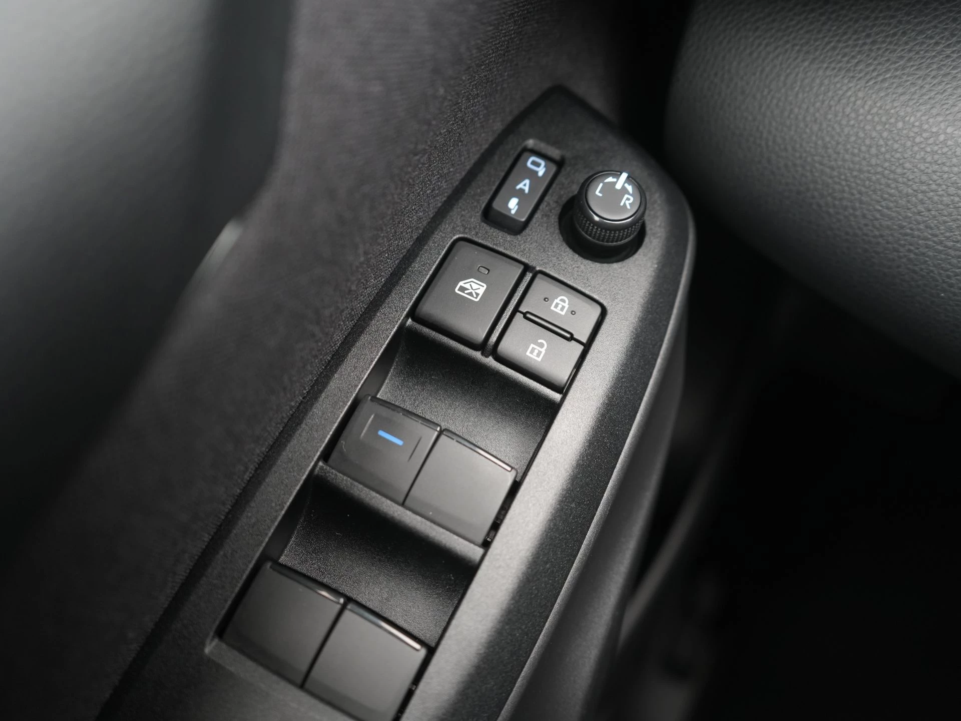 Hoofdafbeelding Mazda 2 Hybrid