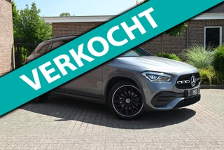 Hoofdafbeelding Mercedes-Benz GLA Mercedes-Benz GLA-klasse 250 e Business Solution AMG Limited 218 PK Night Pakket Sfeerverlichting Memory Elek Klep 20''