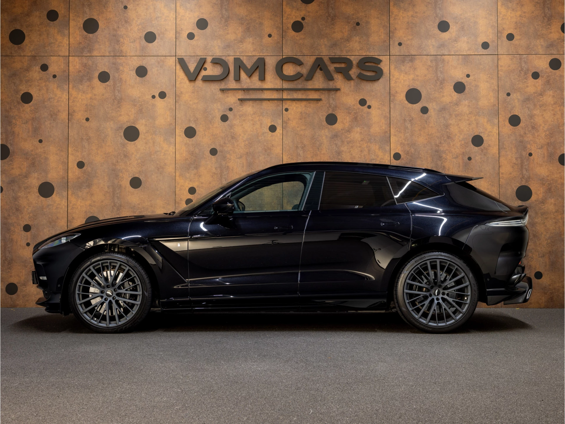 Hoofdafbeelding Aston Martin DBX