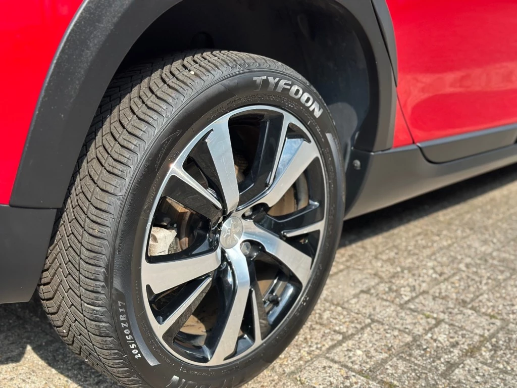 Hoofdafbeelding Peugeot 2008