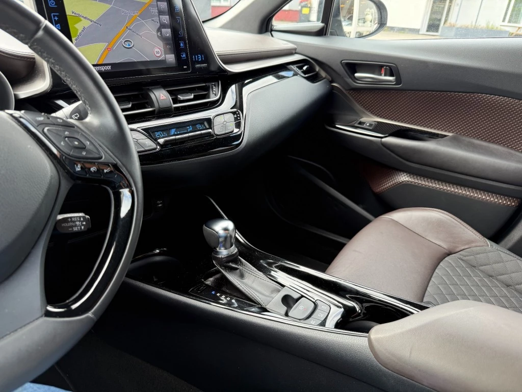 Hoofdafbeelding Toyota C-HR