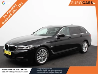 BMW 5-serie Touring 530e Business PHEV AUTOMAAT | Adaptive cruise control | LED | Leder | Navigatie | Stoelverwarming | Achteruitrijcamera | Sfeerverlichting | Lane assist | Climate control | Apple Carplay/ Android Auto