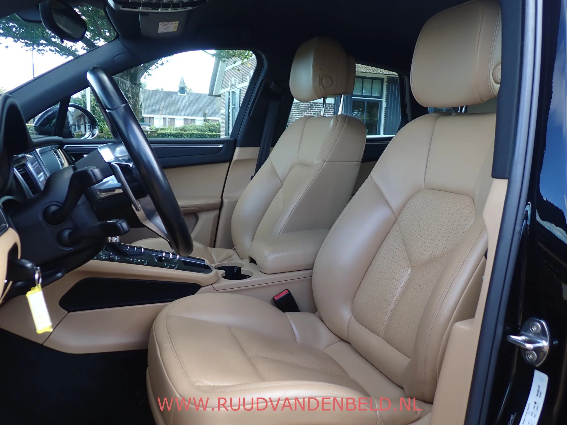 Hoofdafbeelding Porsche Macan