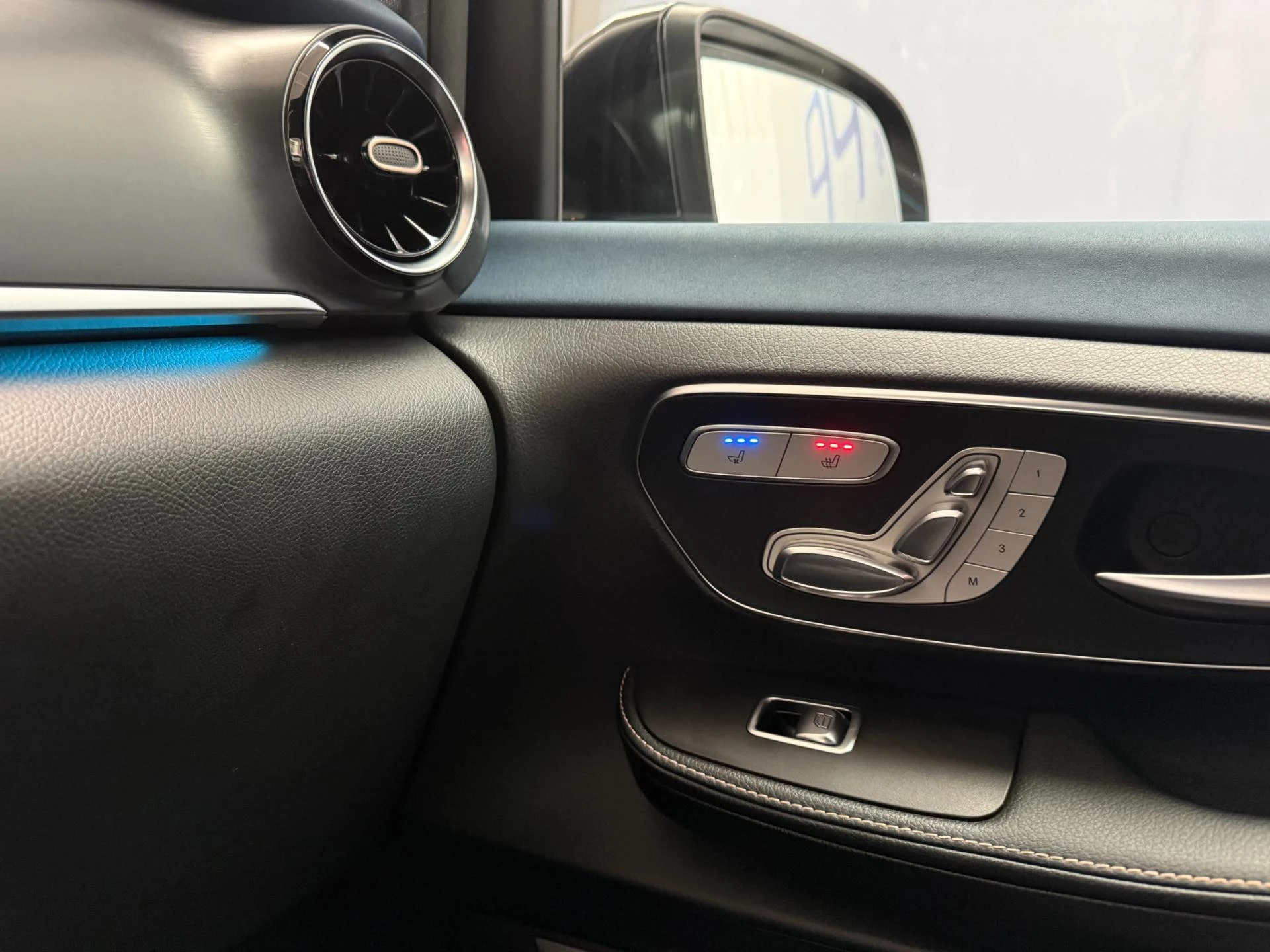 Hoofdafbeelding Mercedes-Benz EQV