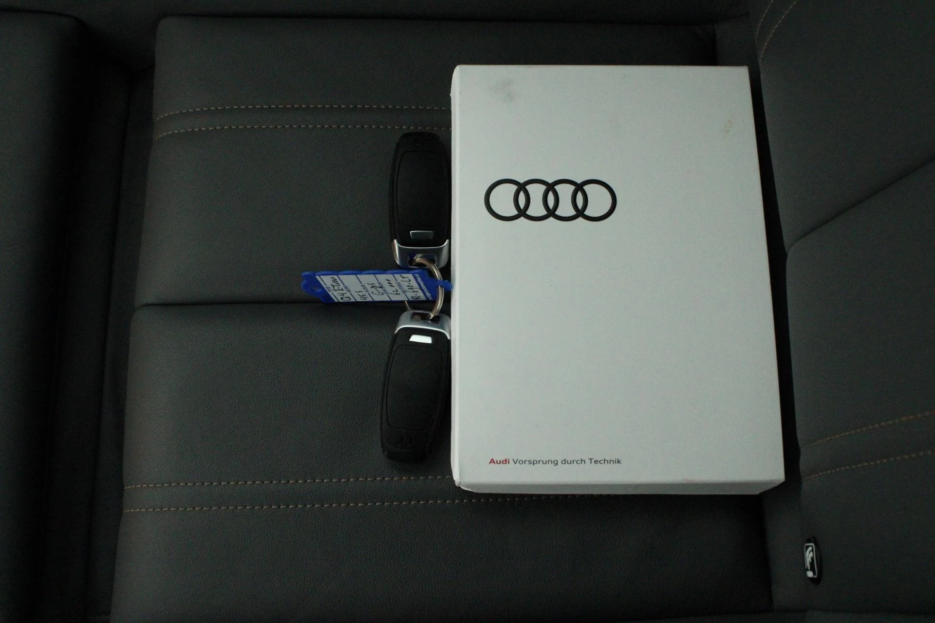 Hoofdafbeelding Audi Q4 e-tron