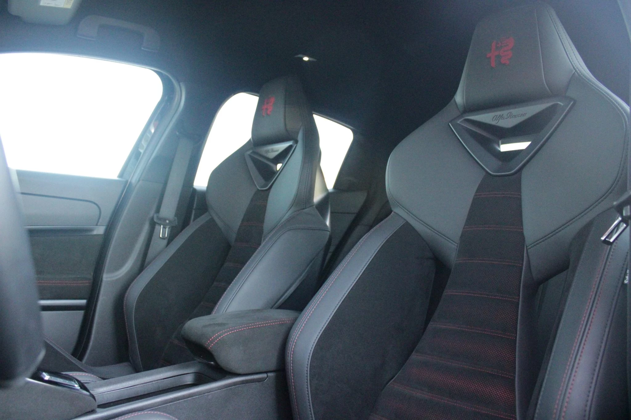 Hoofdafbeelding Alfa Romeo Junior