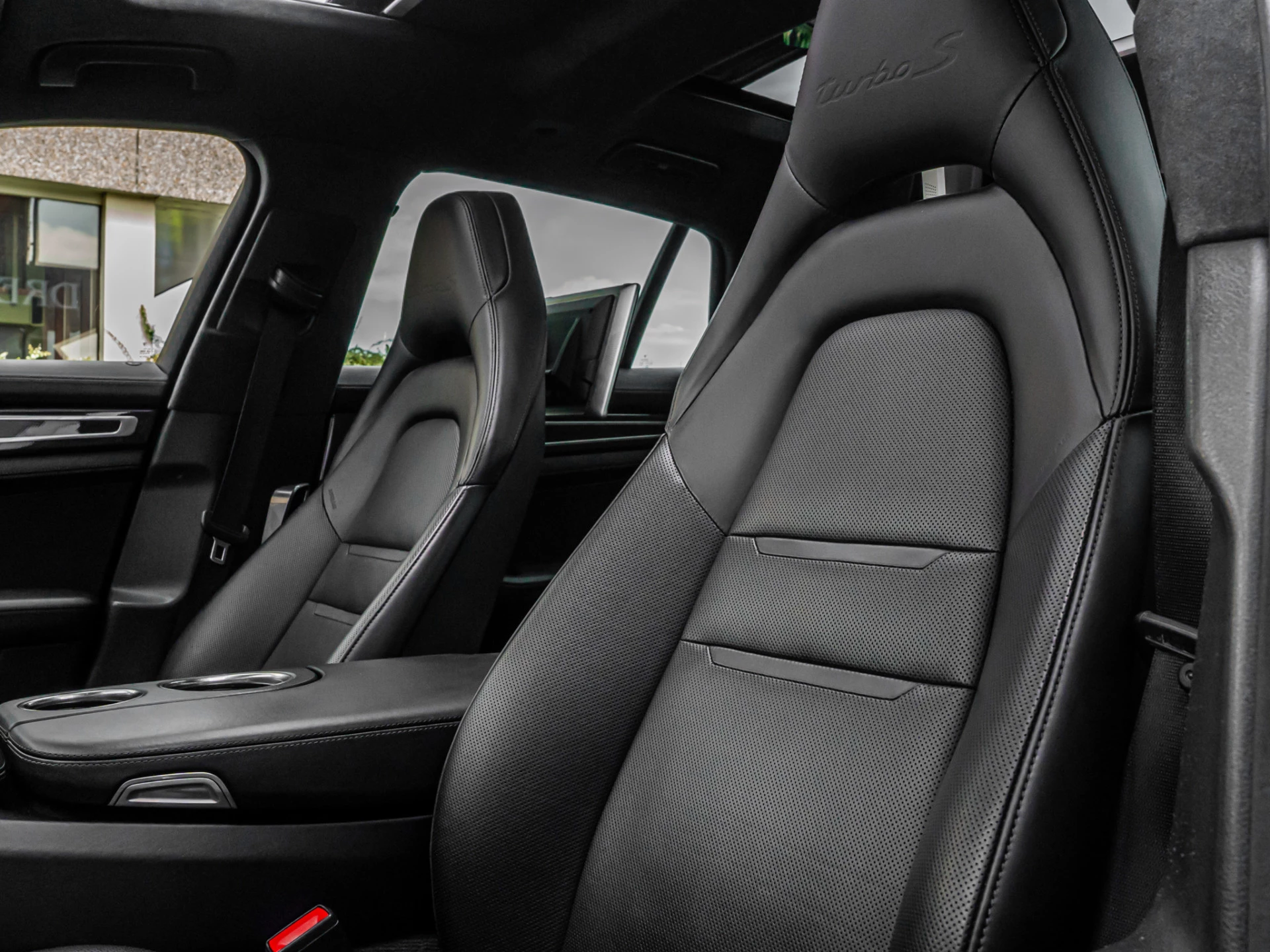 Hoofdafbeelding Porsche Panamera