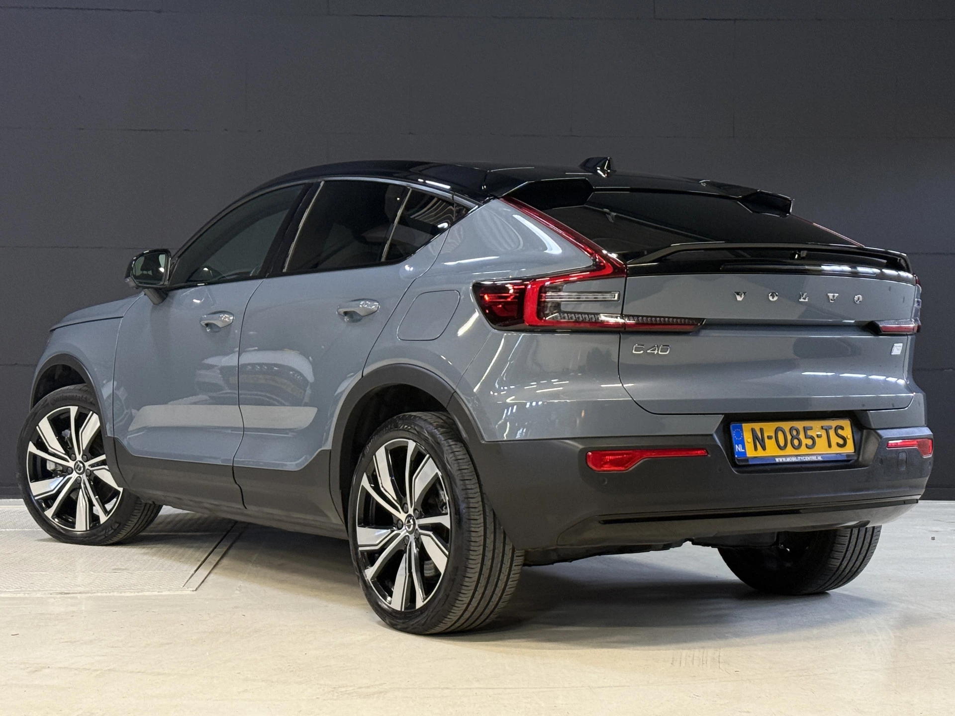 Hoofdafbeelding Volvo C40