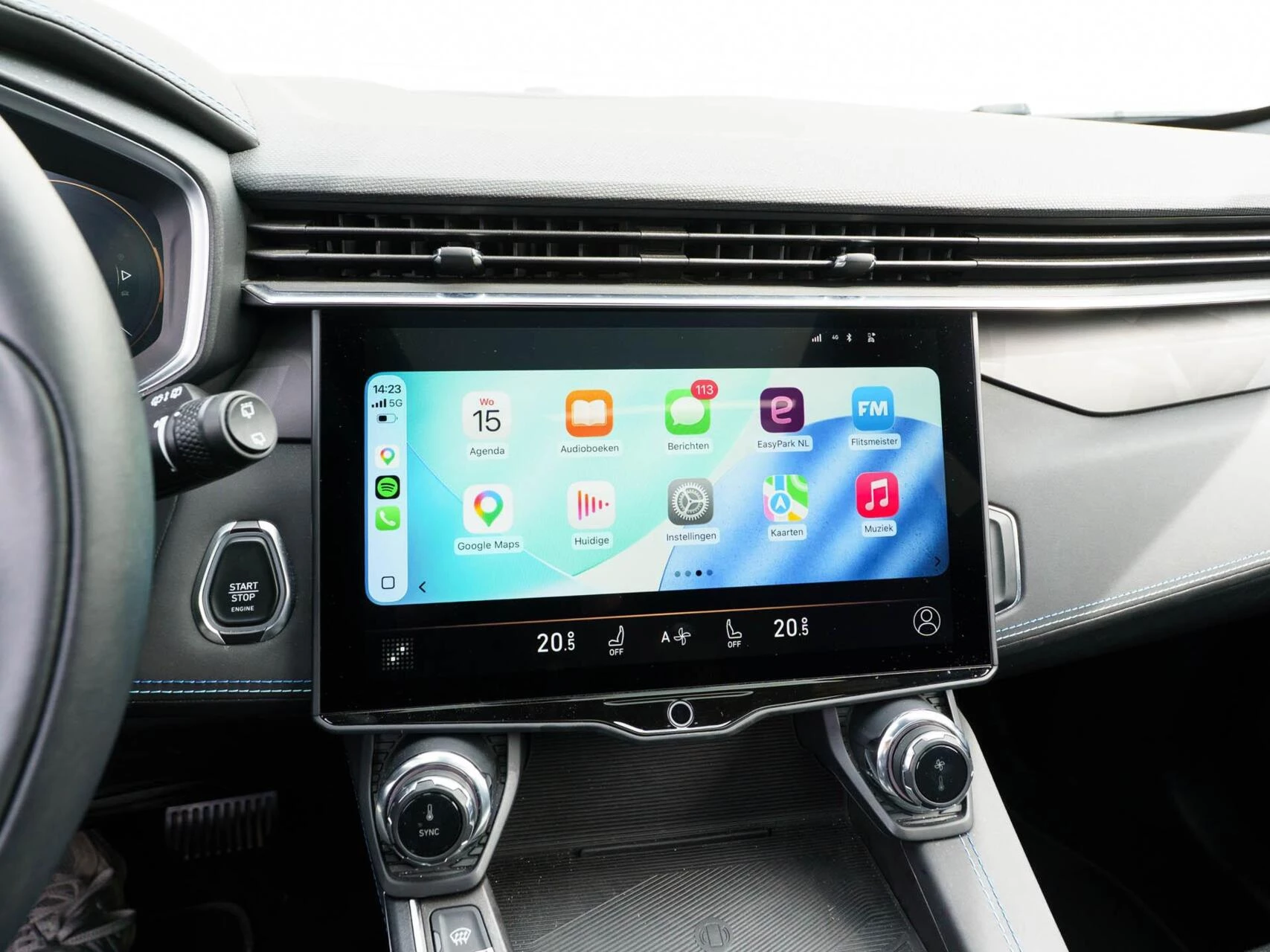 Hoofdafbeelding Lynk & Co 01