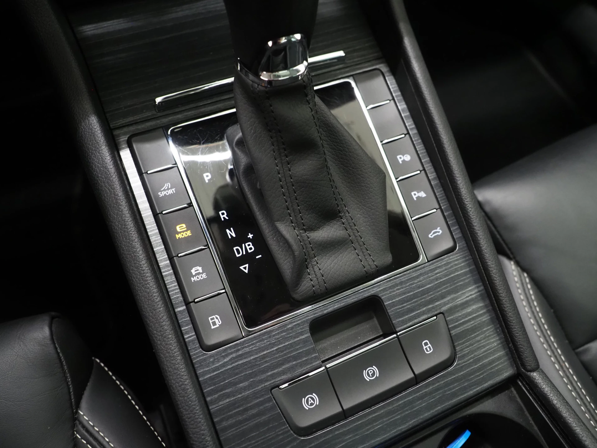 Hoofdafbeelding Škoda Superb