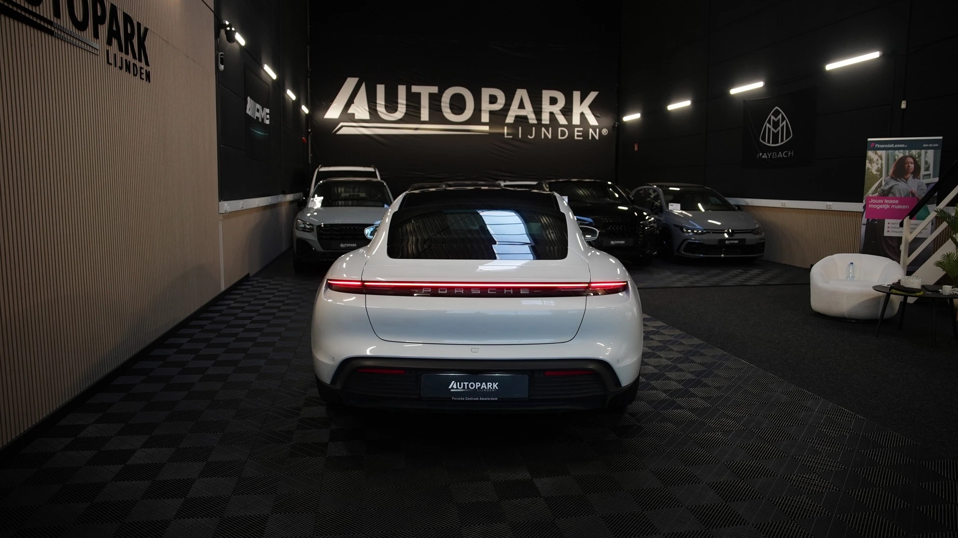 Hoofdafbeelding Porsche Taycan