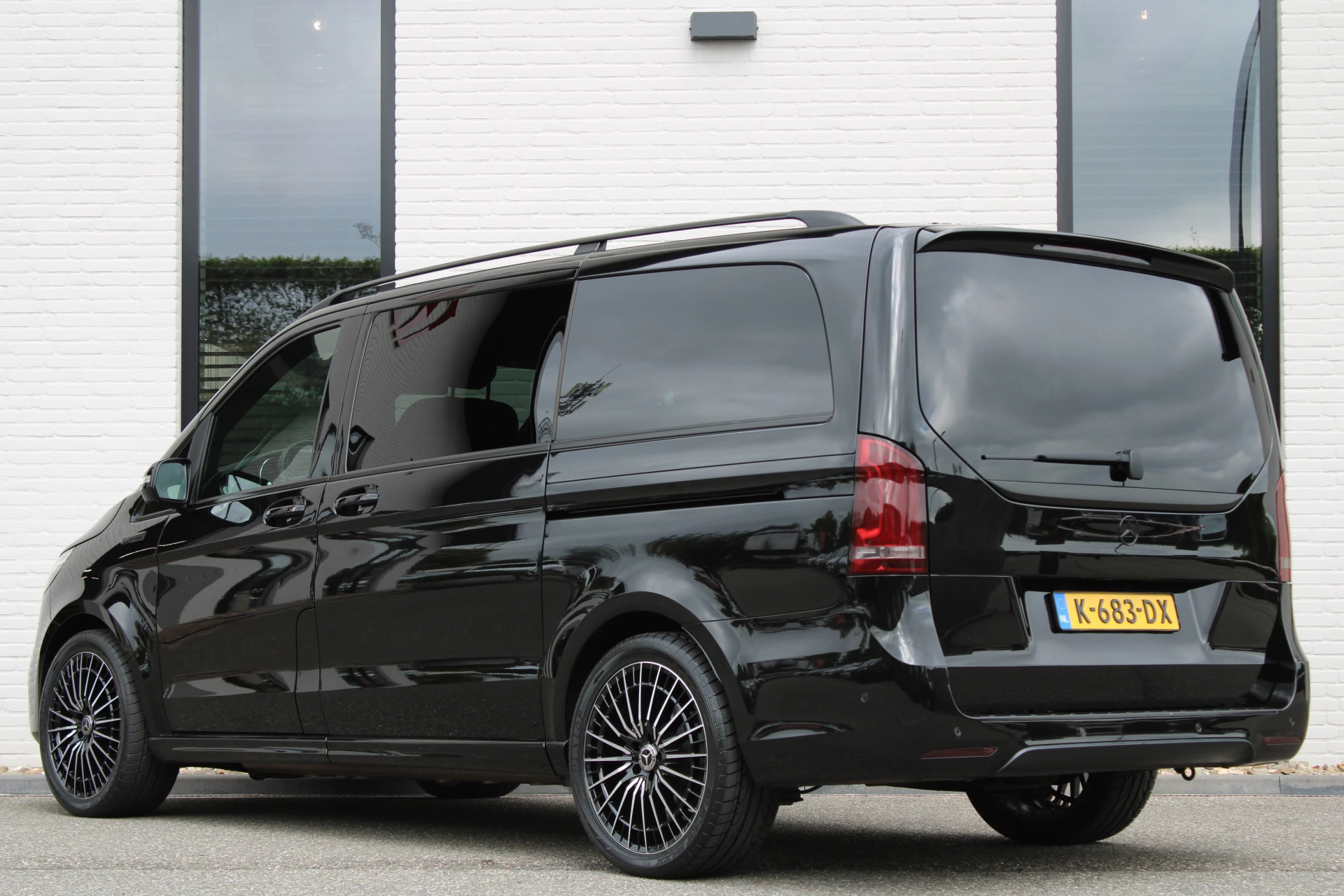 Hoofdafbeelding Mercedes-Benz EQV