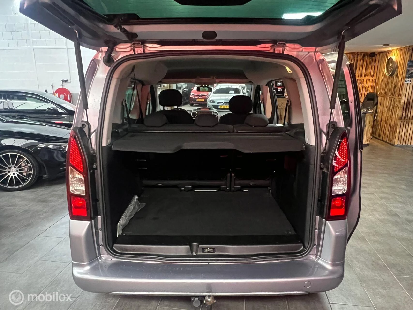 Hoofdafbeelding Peugeot Partner