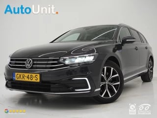 Hoofdafbeelding Volkswagen Passat Volkswagen Passat Variant 1.4 TSI PHEV GTE | Adaptive Cruise | Camera | Carplay | Climate | DAB