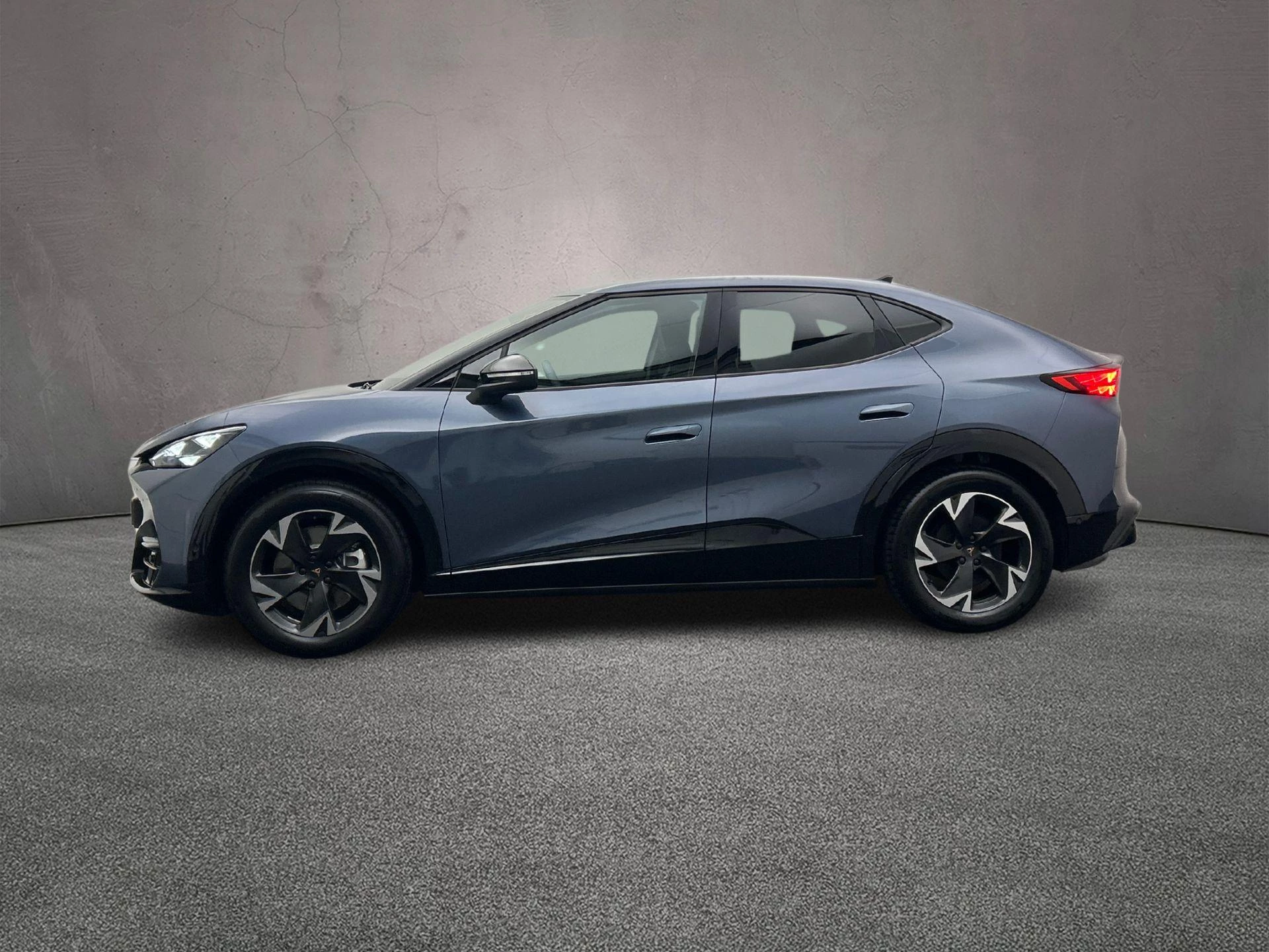 Hoofdafbeelding CUPRA Tavascan