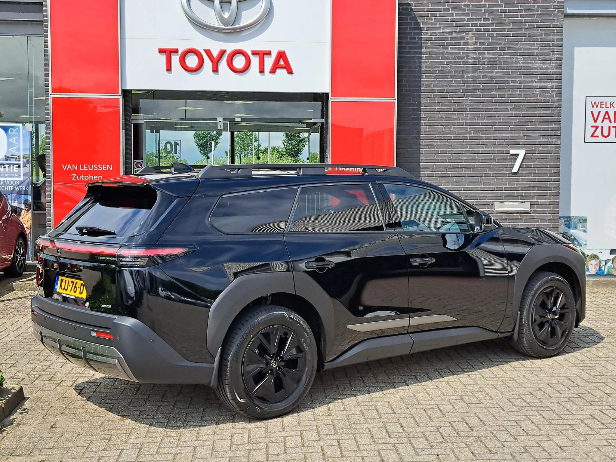 Hoofdafbeelding Toyota bZ4X