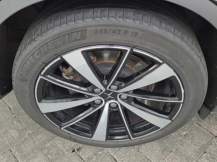 Hoofdafbeelding Polestar 2