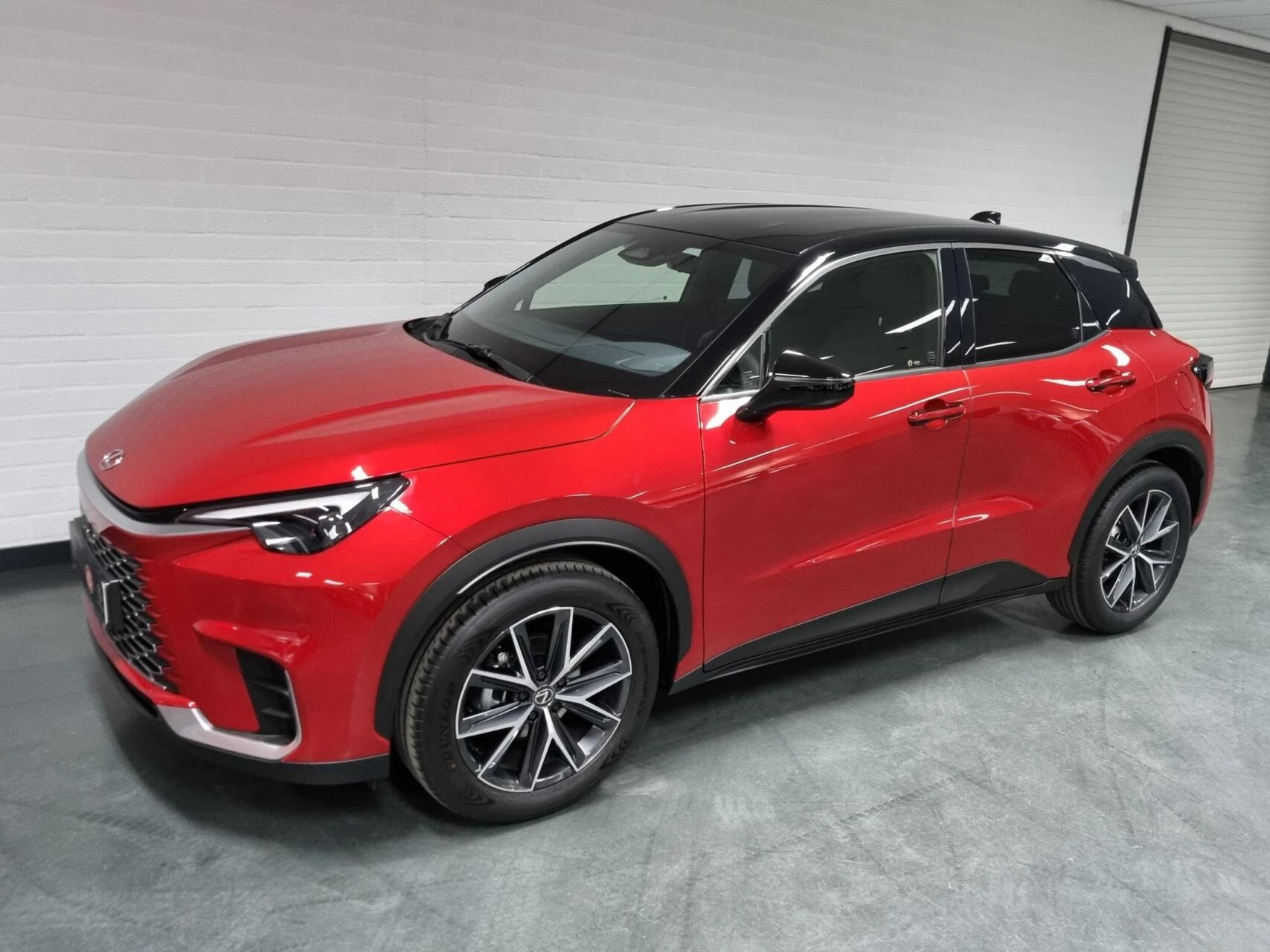 Hoofdafbeelding Lexus LBX