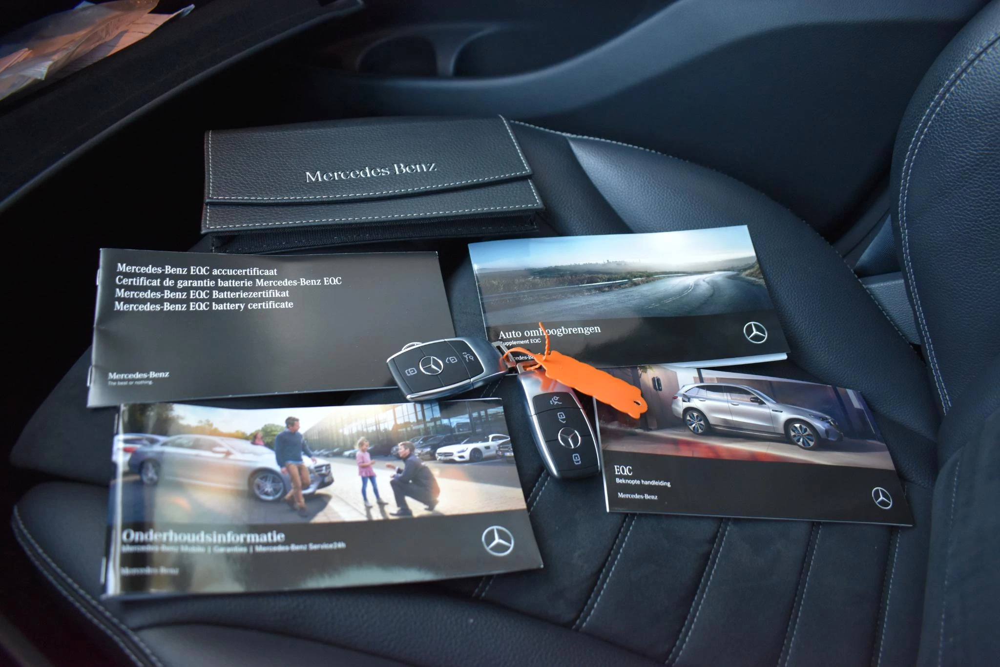 Hoofdafbeelding Mercedes-Benz EQC