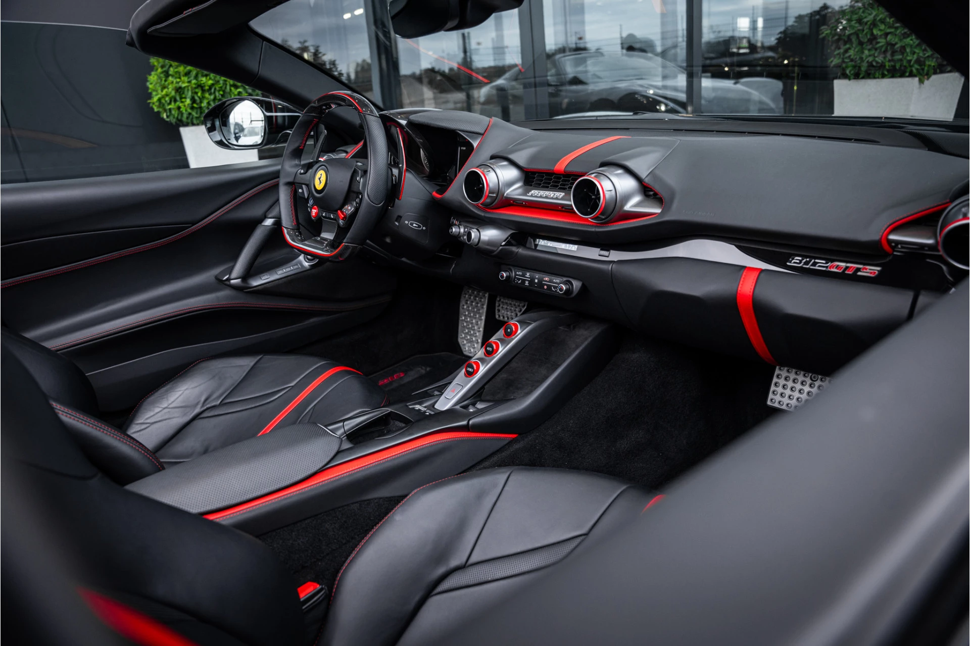 Hoofdafbeelding Ferrari 812 GTS