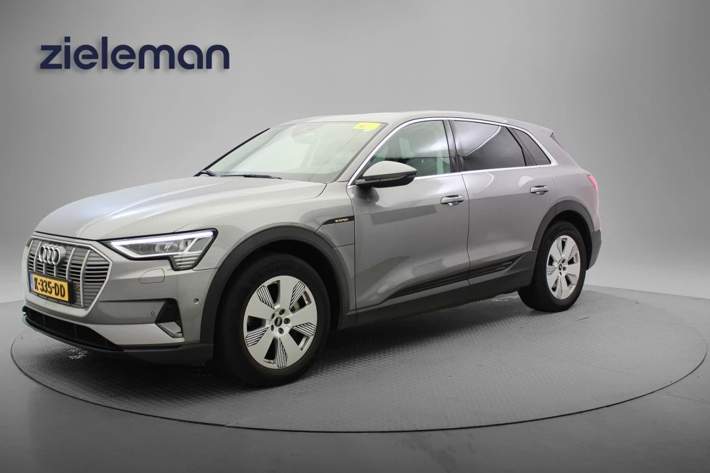 Hoofdafbeelding Audi e-tron