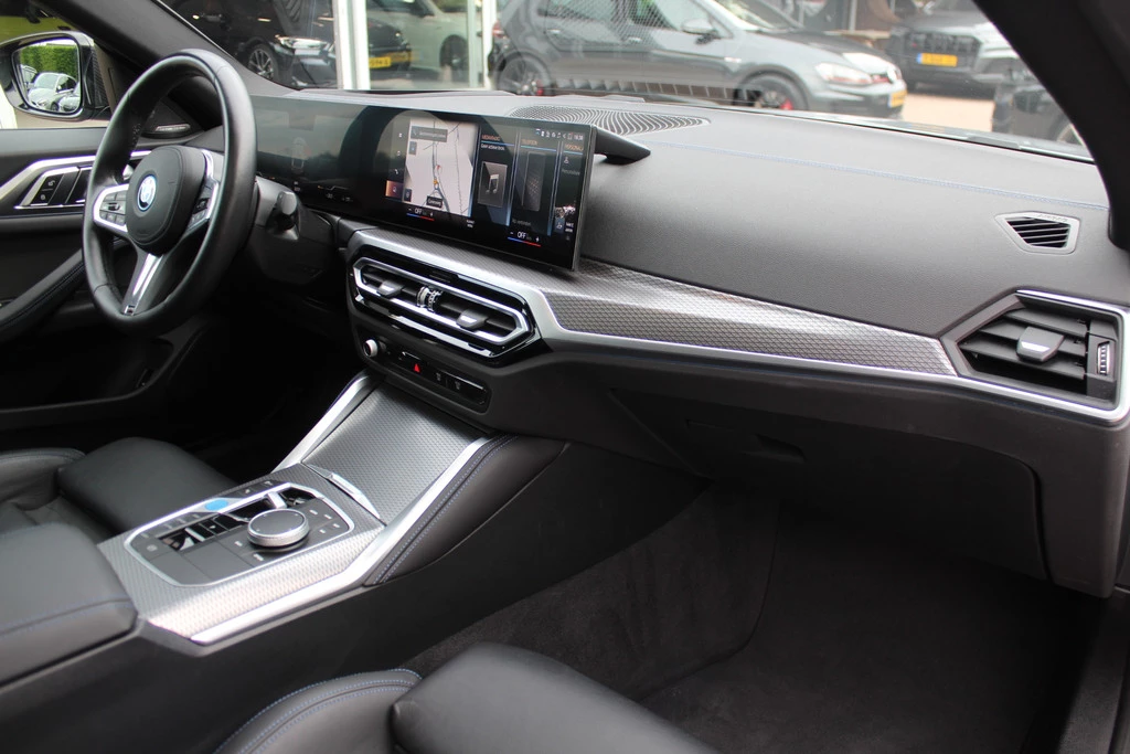 Hoofdafbeelding BMW i4