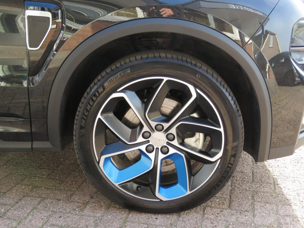Hoofdafbeelding Lynk & Co 01