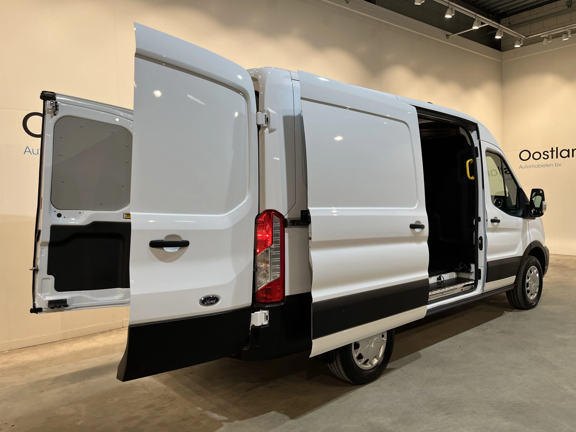 Hoofdafbeelding Ford E-Transit