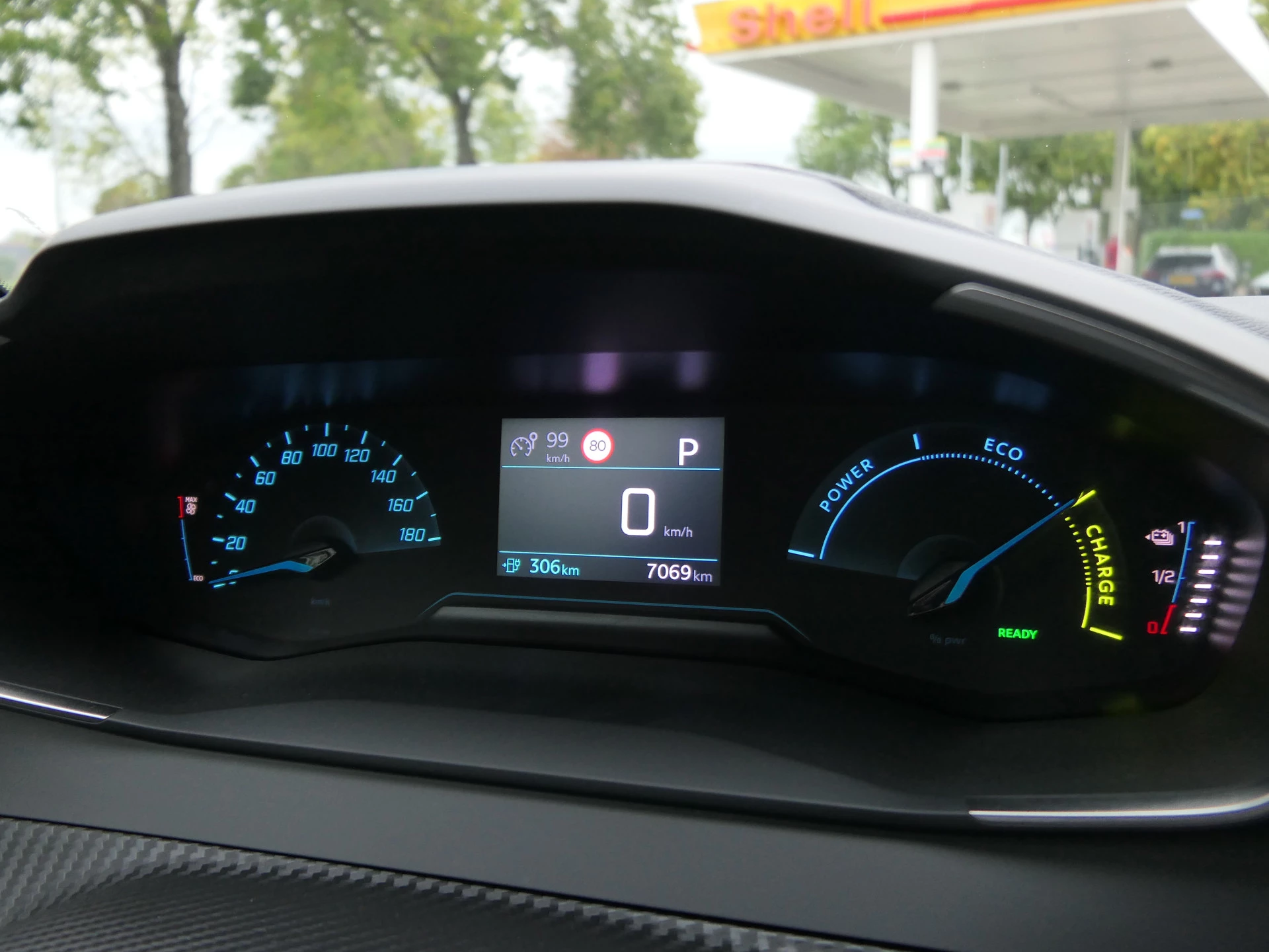 Hoofdafbeelding Peugeot e-208