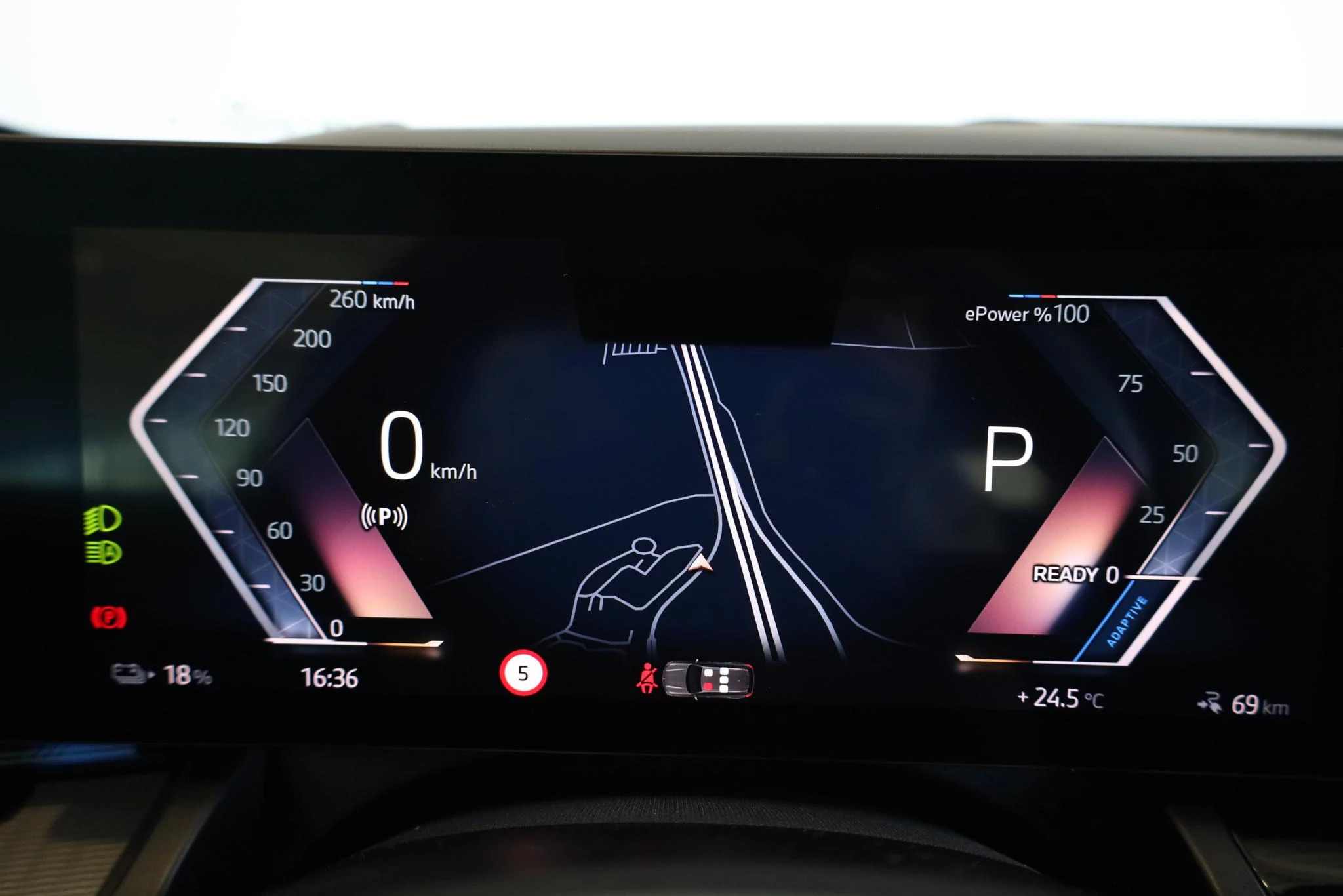 Hoofdafbeelding BMW i5