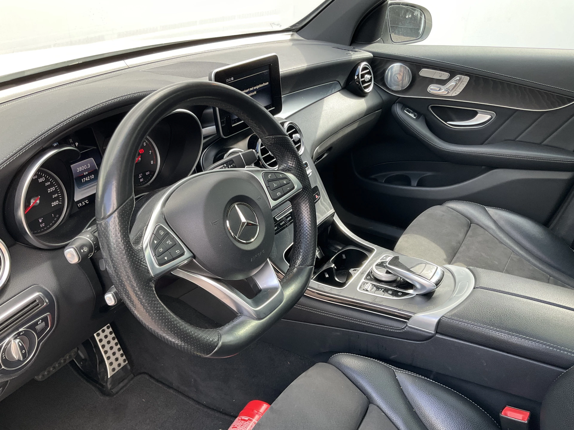 Hoofdafbeelding Mercedes-Benz GLC
