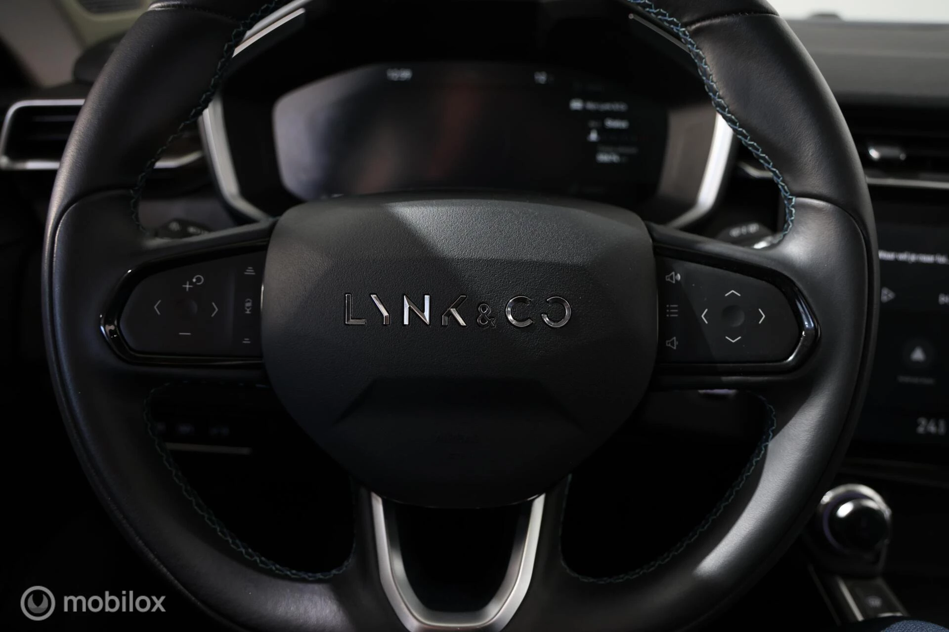 Hoofdafbeelding Lynk & Co 01