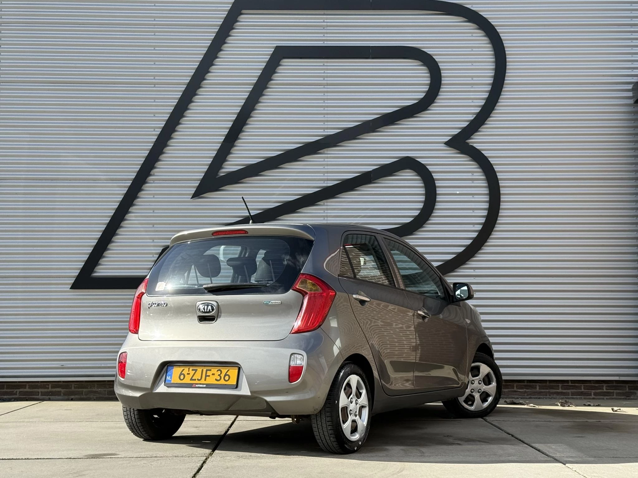 Hoofdafbeelding Kia Picanto