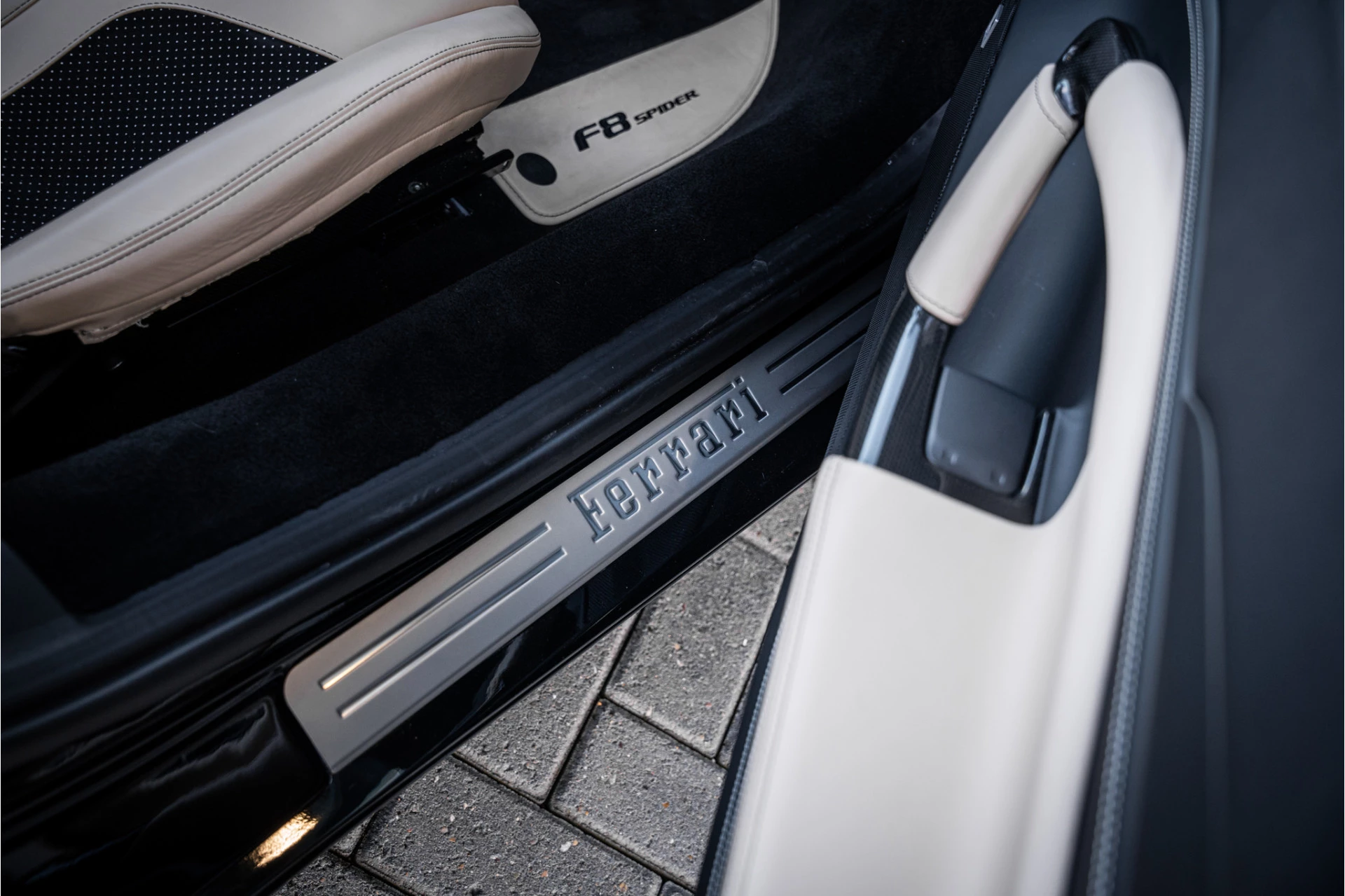 Hoofdafbeelding Ferrari F8 Spider