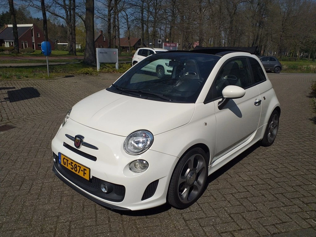 Hoofdafbeelding Abarth 500C