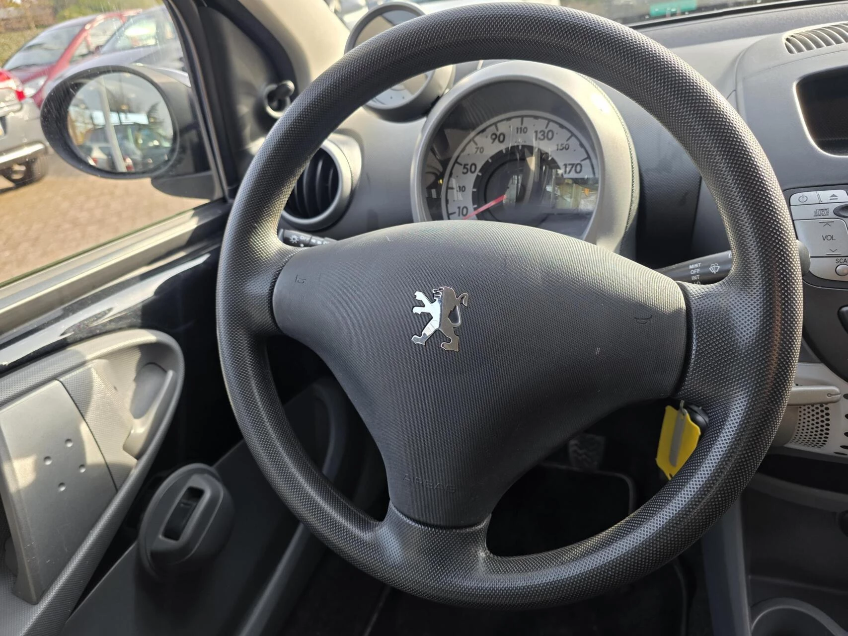 Hoofdafbeelding Peugeot 107