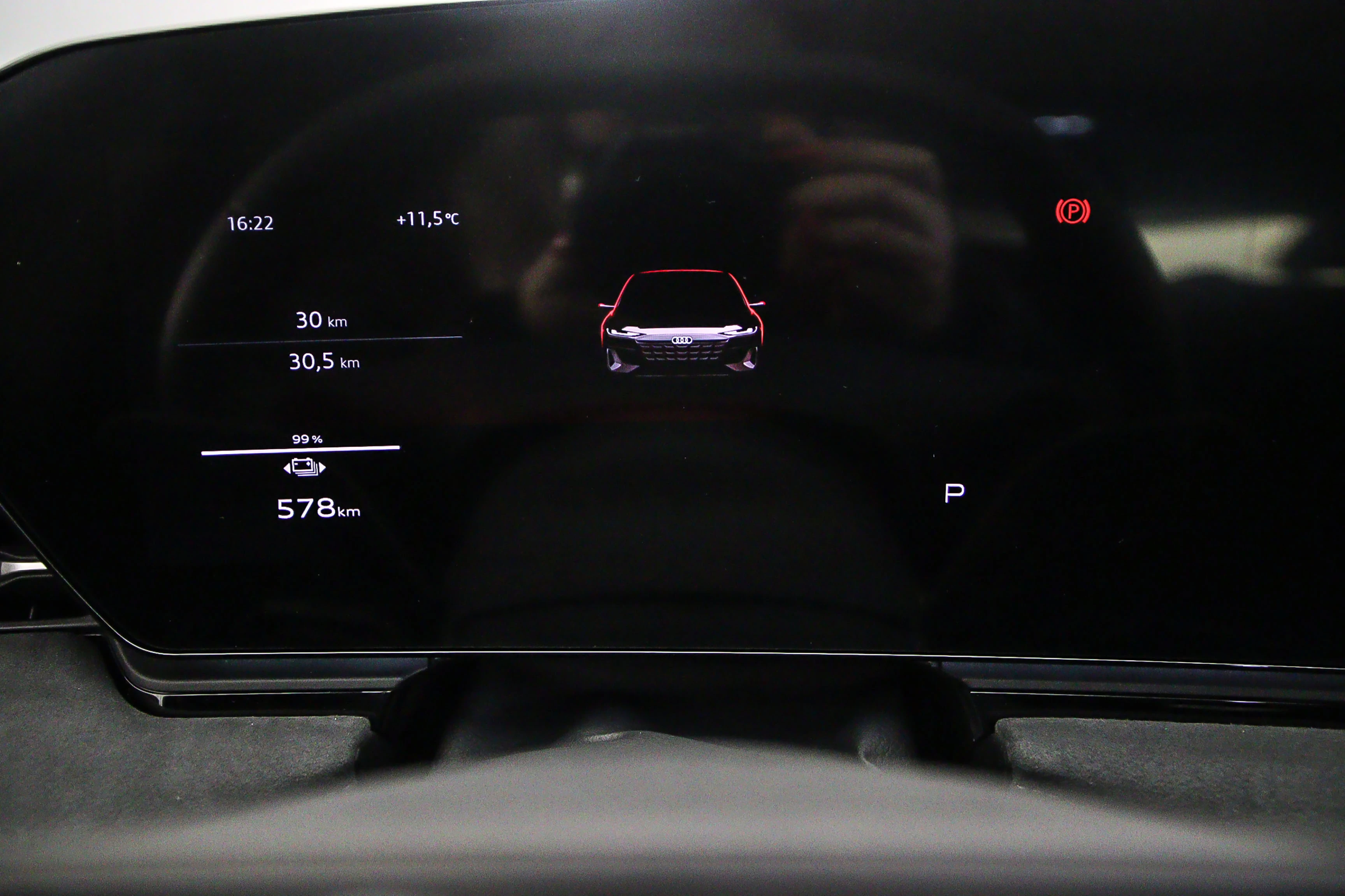 Hoofdafbeelding Audi A6 e-tron