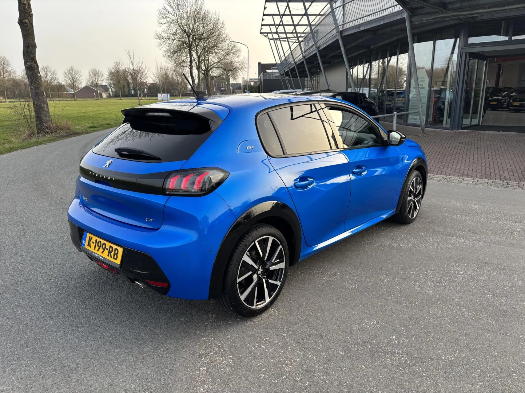 Hoofdafbeelding Peugeot 208