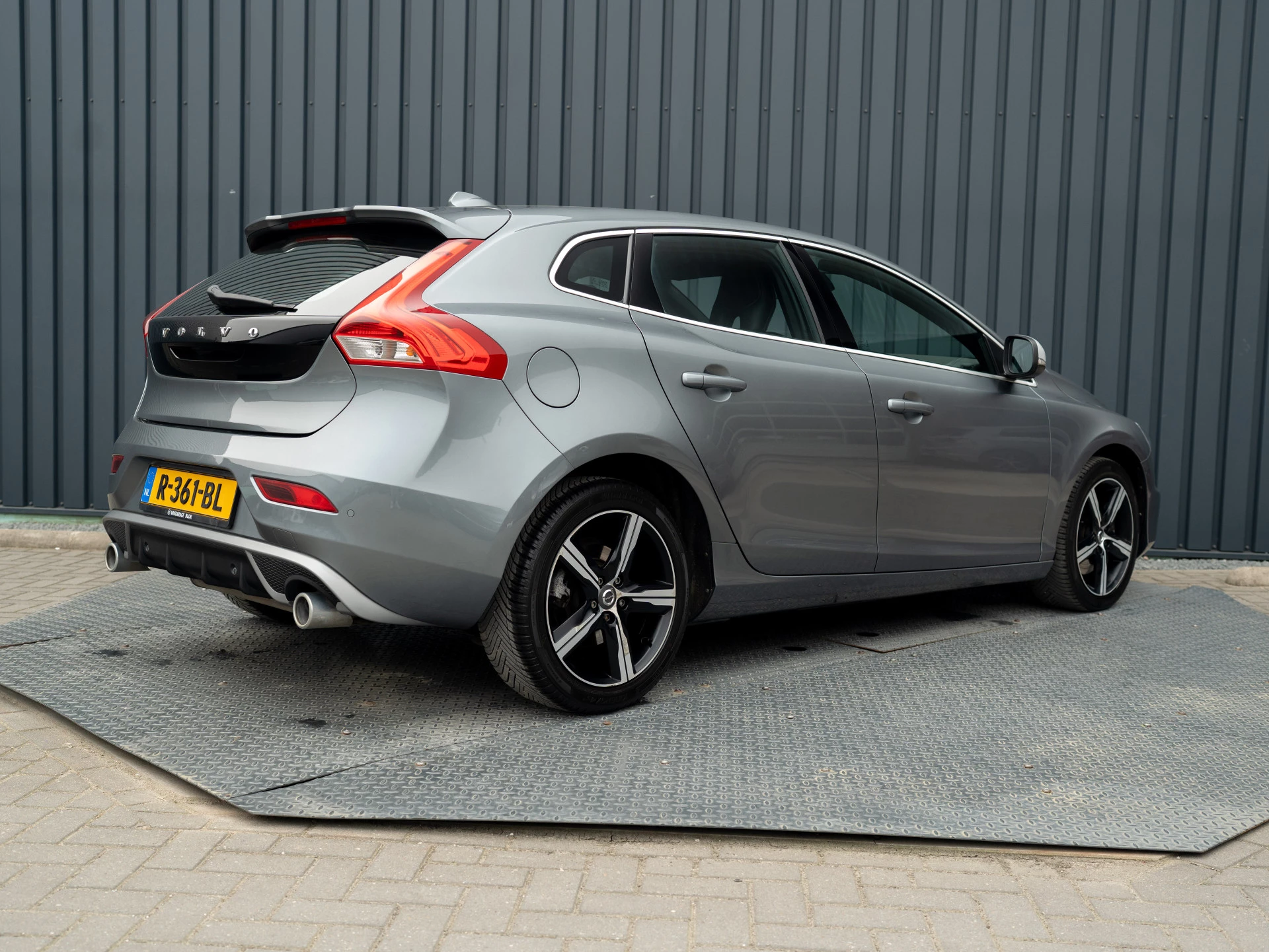 Hoofdafbeelding Volvo V40