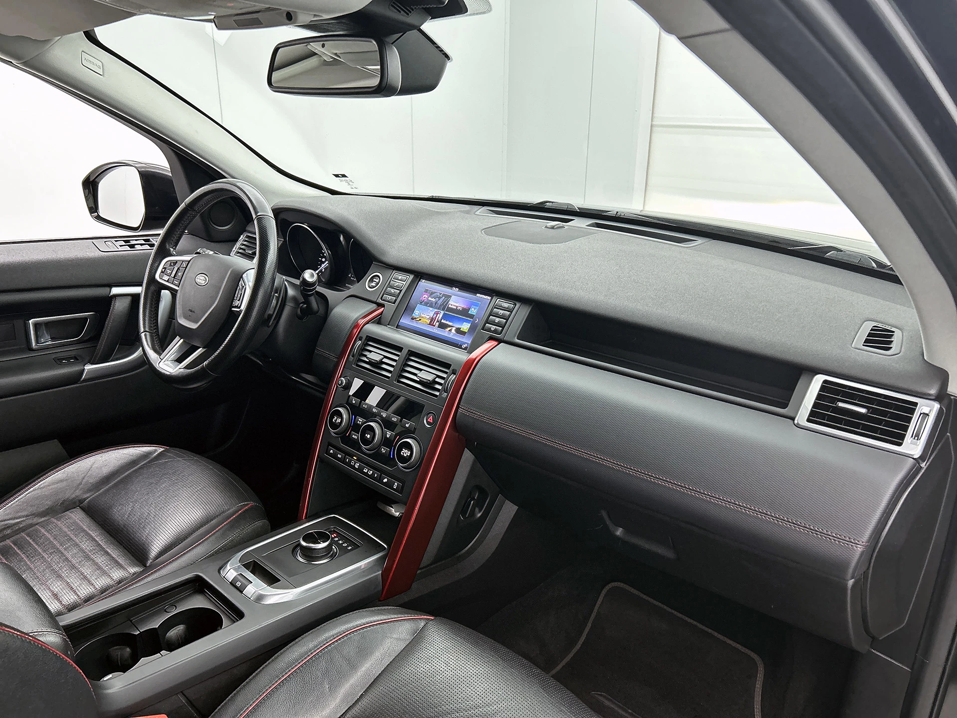 Hoofdafbeelding Land Rover Discovery Sport
