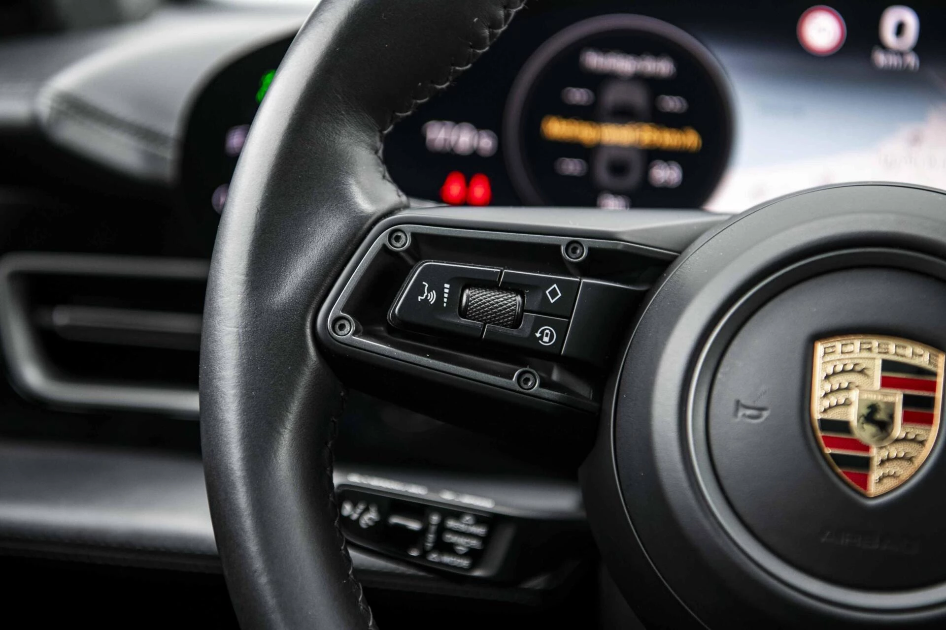 Hoofdafbeelding Porsche Taycan