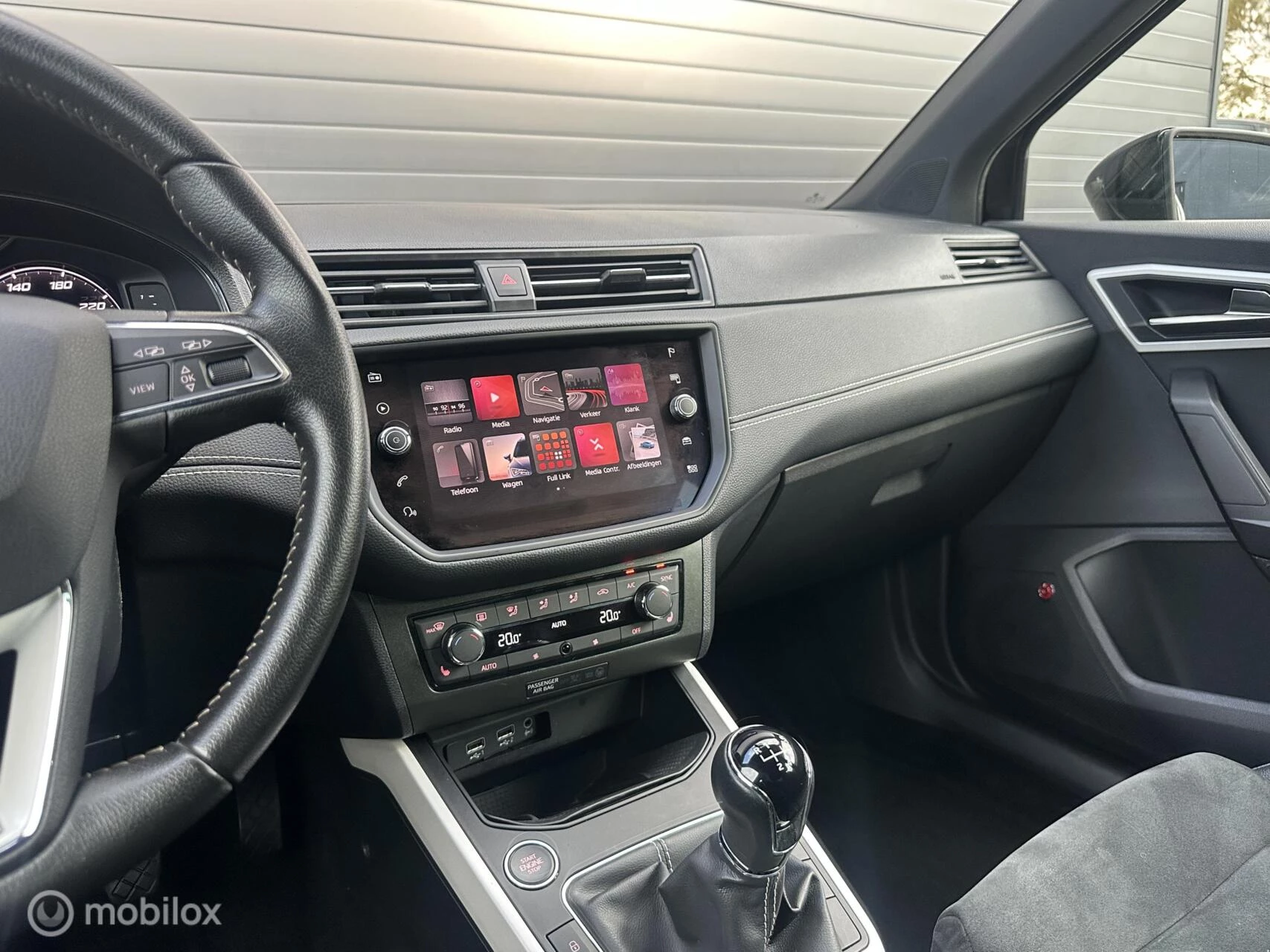 Hoofdafbeelding SEAT Arona