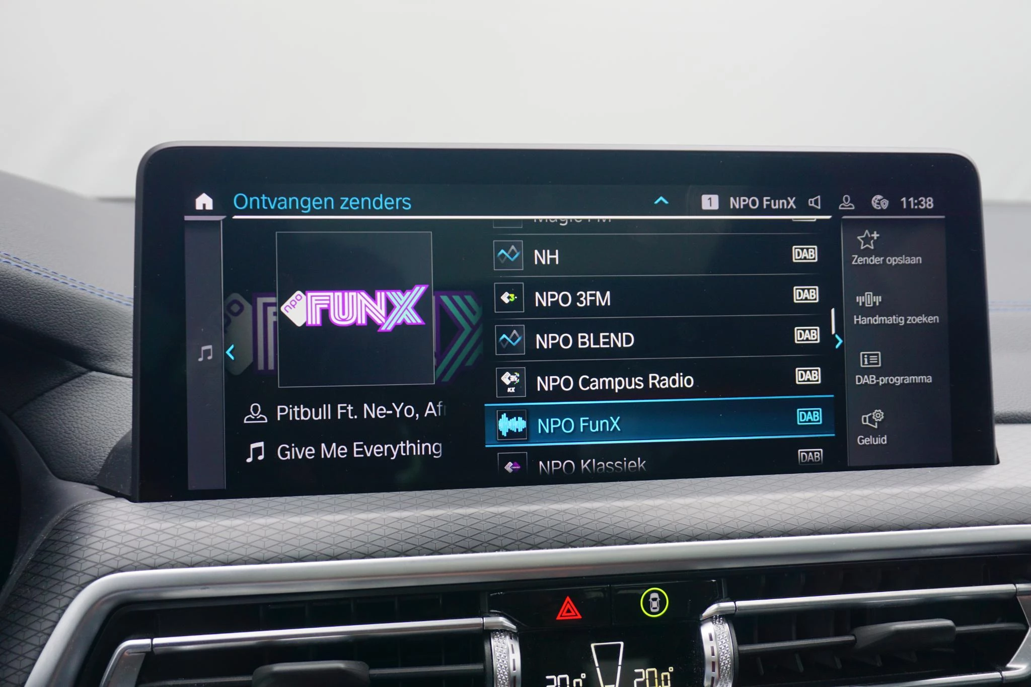 Hoofdafbeelding BMW iX3