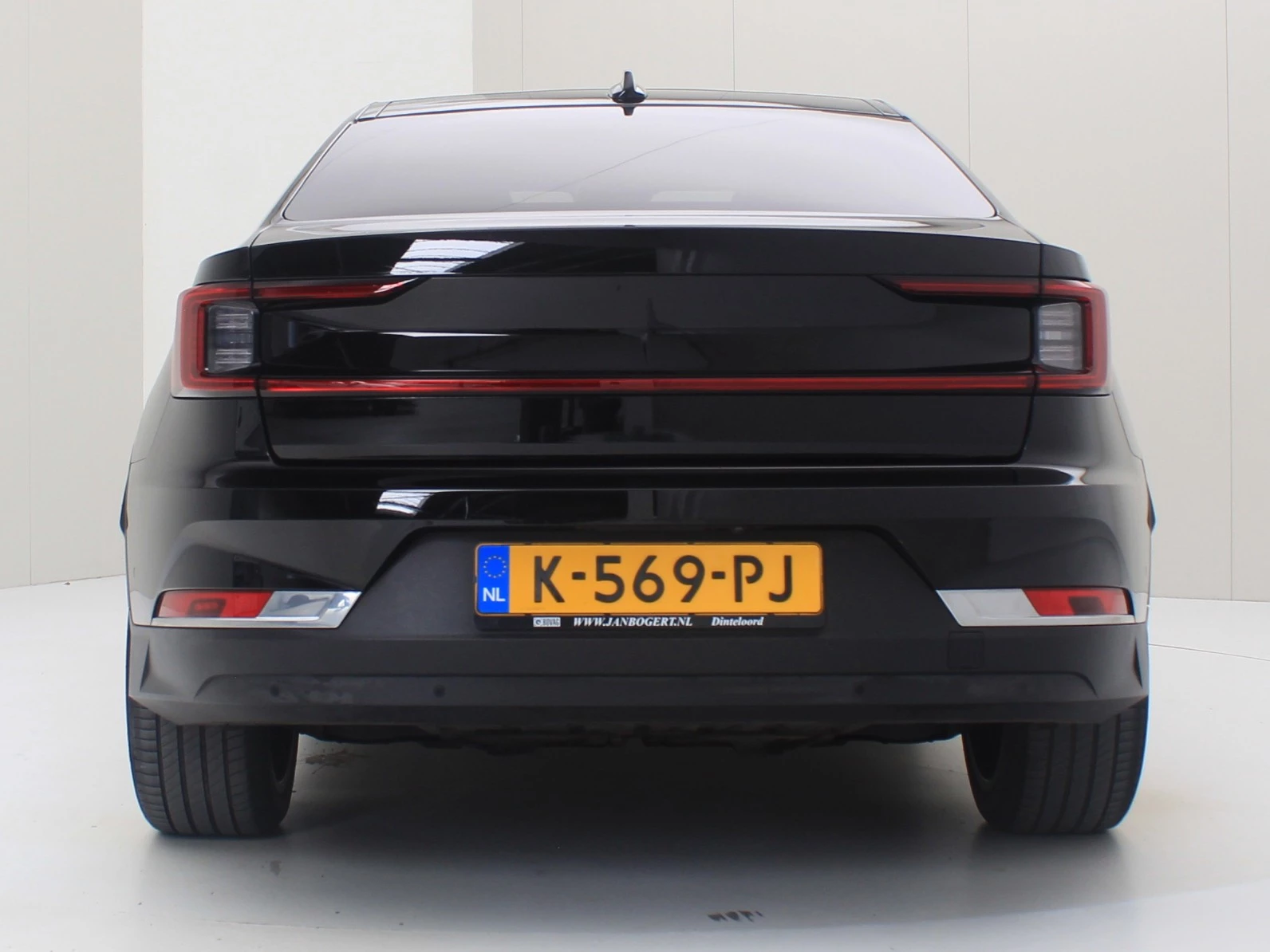 Hoofdafbeelding Polestar 2