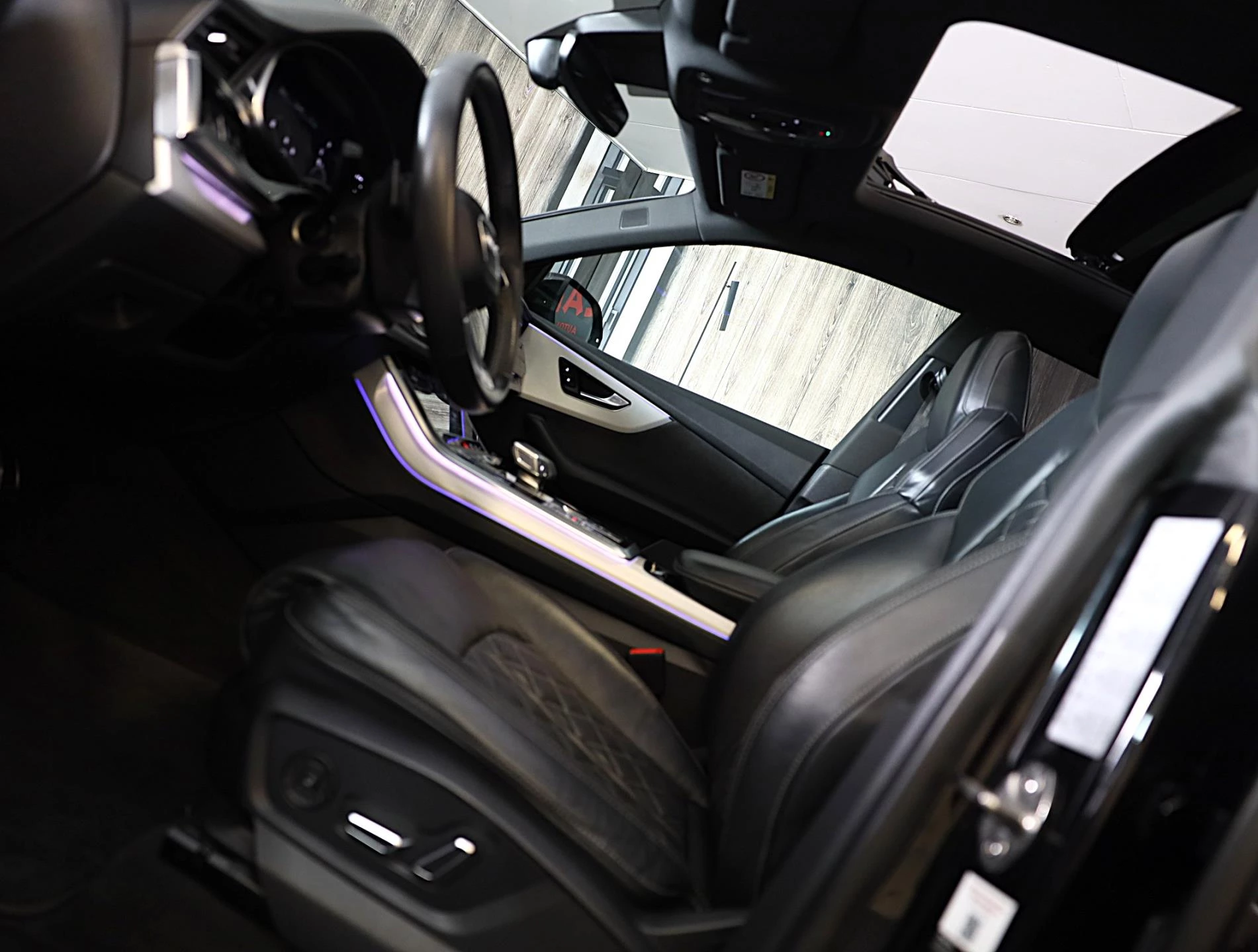 Hoofdafbeelding Audi Q8