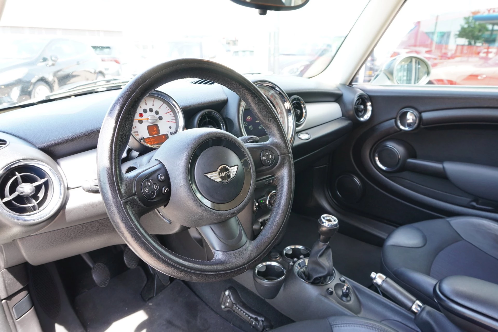 Hoofdafbeelding MINI 3-deurs