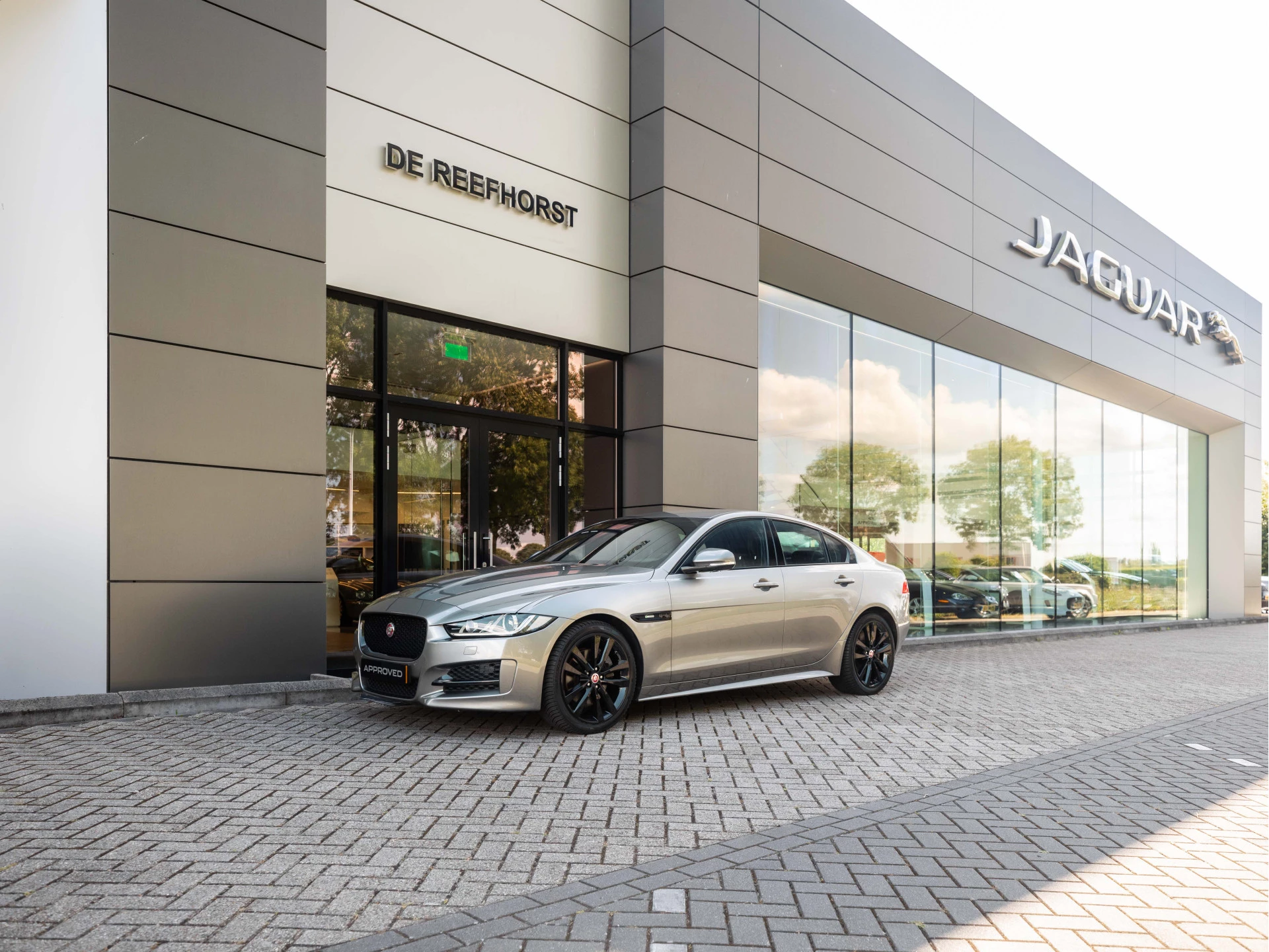 Hoofdafbeelding Jaguar XE