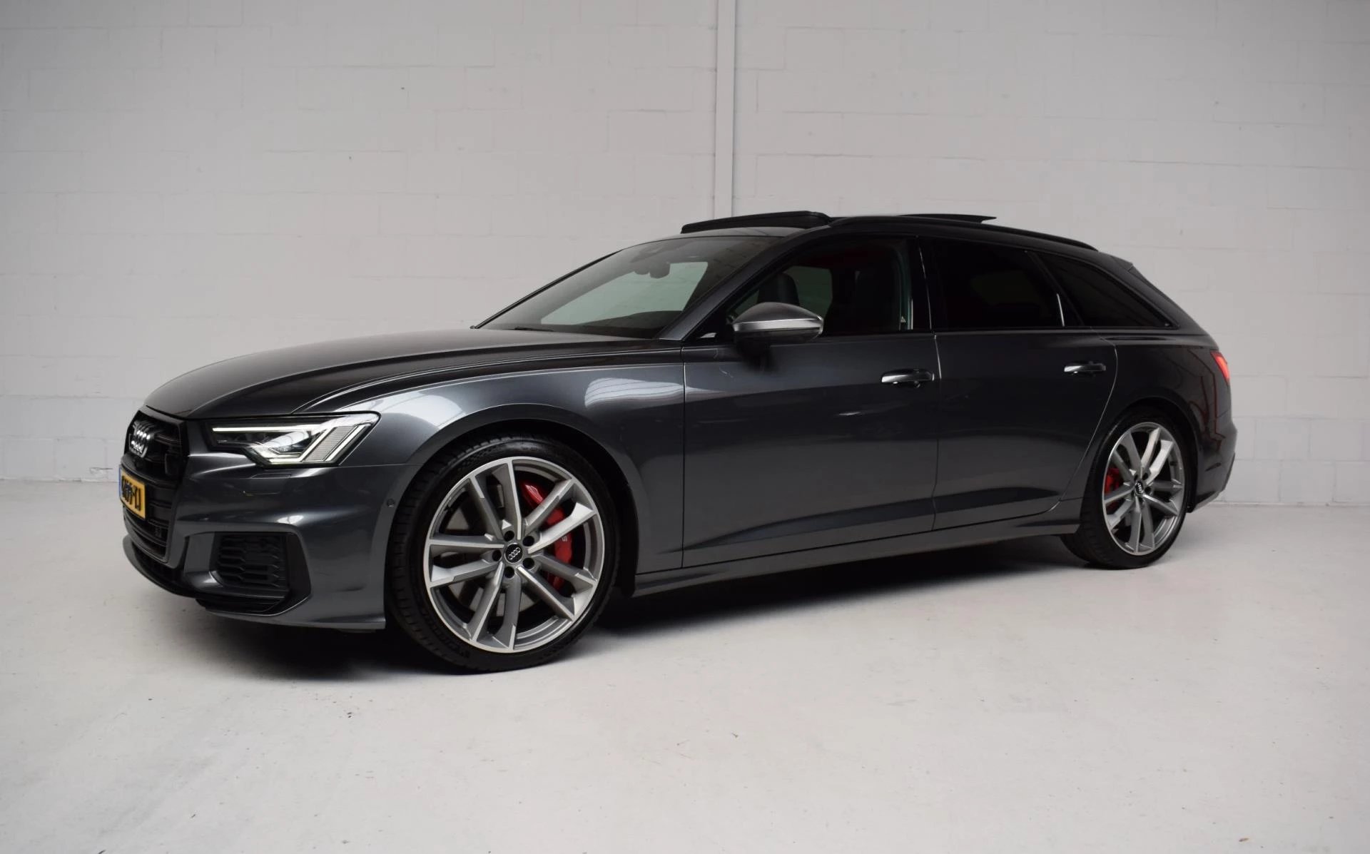 Hoofdafbeelding Audi S6