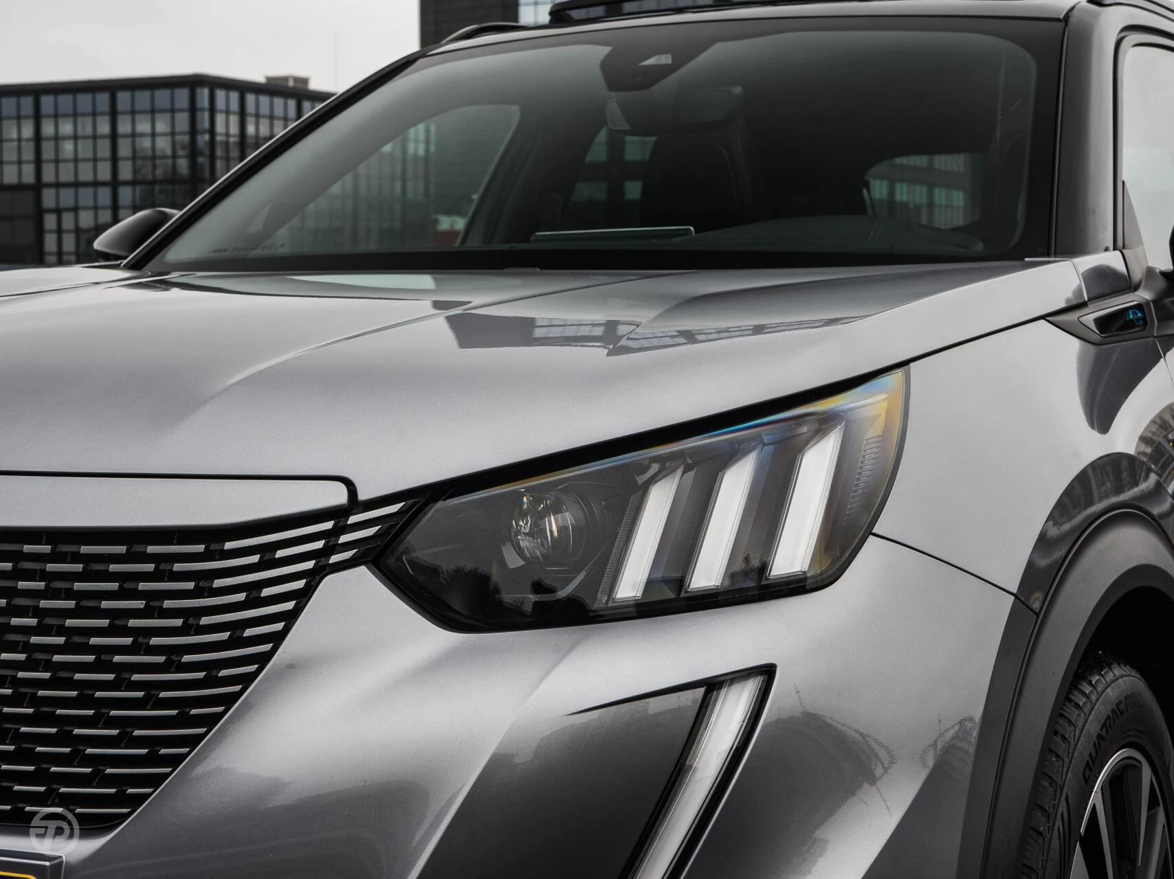 Hoofdafbeelding Peugeot e-2008