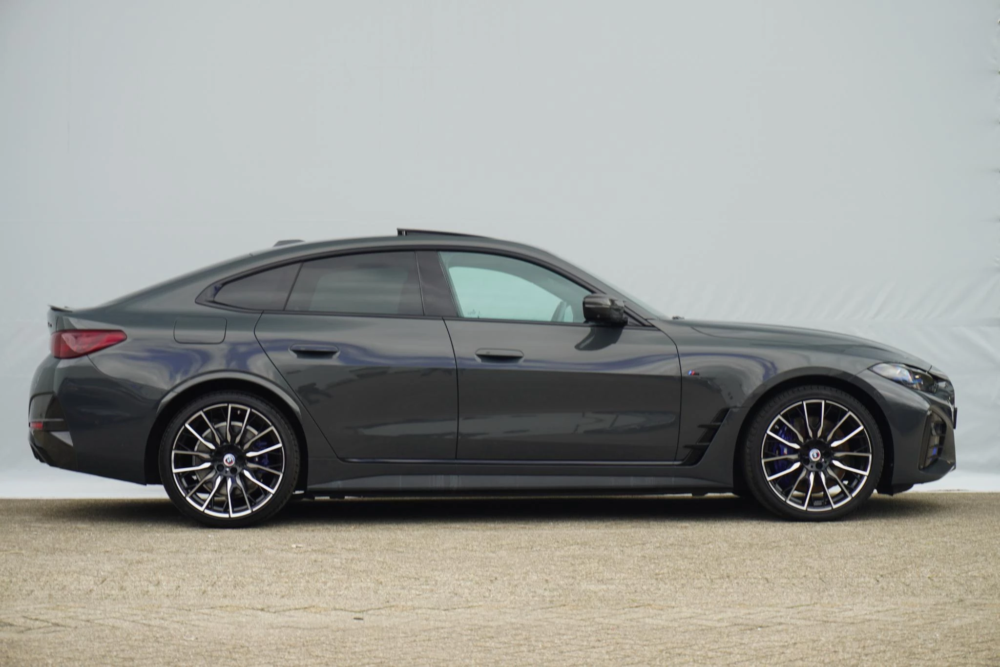 Hoofdafbeelding BMW i4